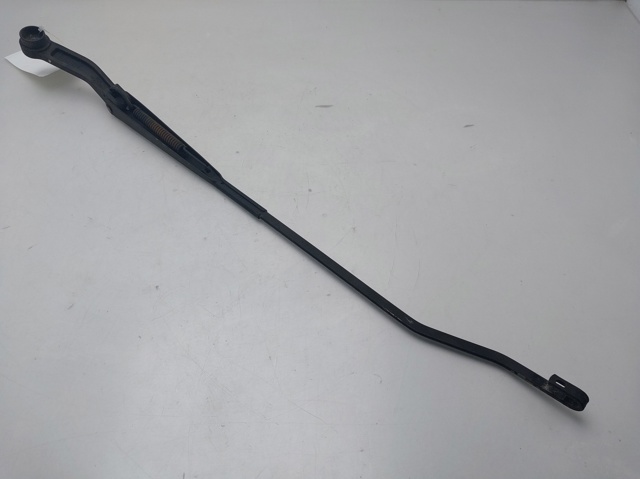 0K2A267321A HYUNDAI Поводок стеклоочистителя купить в Николаев