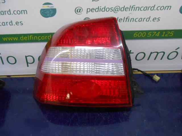 Lanterna traseira esquerda 0K2BA51160A Hyundai/Kia