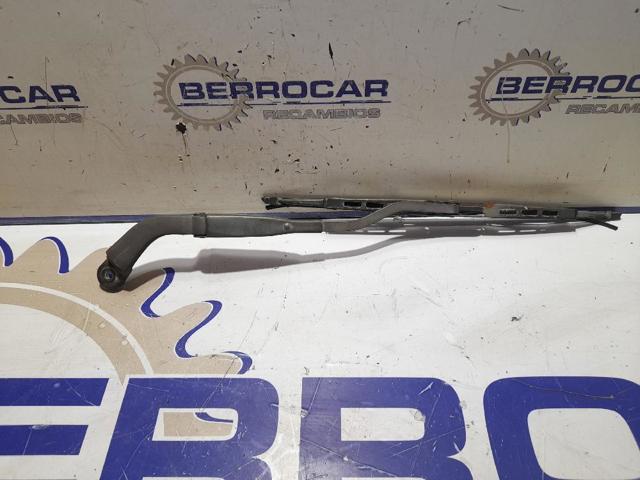 HYUNDAI 0K2C067330 Щетка-дворник заднего стекла в наличии Киев