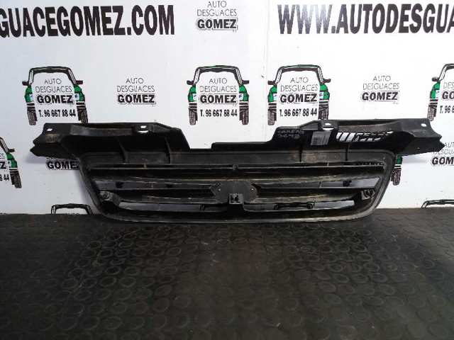 Grelha do radiador KIA Carens 1 FJ