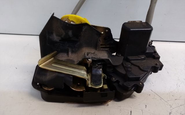 HYUNDAI 0K2FA72310 Замок двери задней правой в наличии Каменское