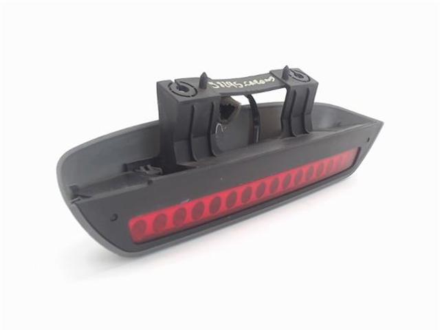 Sinal de parada traseiro adicional KIA Carens 1 FJ