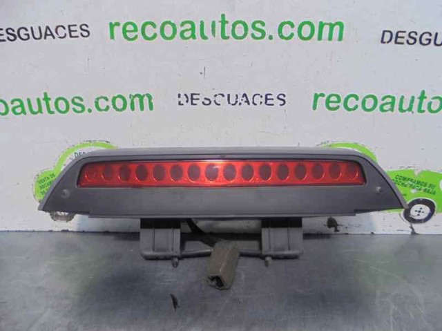 Sinal de parada traseiro adicional 0K2FB5158044 Hyundai/Kia