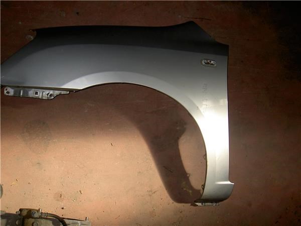 Pára-lama dianteiro esquerdo KIA Carens 1 FJ