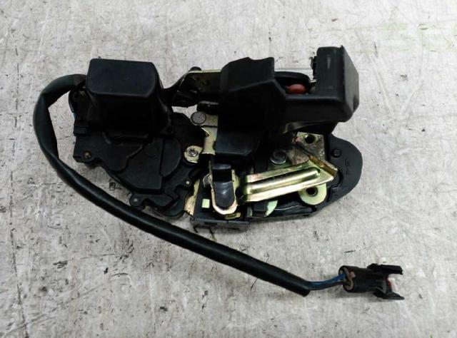HYUNDAI 0K2N273310 Замок двери задней левой в наличии Черкассы