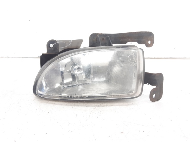 Luzes de nevoeiro esquerdas 0K2S151520 Hyundai/Kia