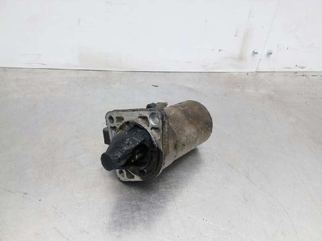 Motor de arranco 0K30A18400 HYUNDAI