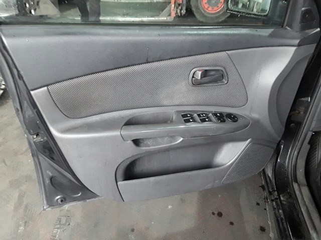 Mecanismo de acionamento de vidro da porta dianteira esquerda 0K30A59560A Hyundai/Kia