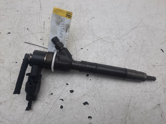 0K30C13250 HYUNDAI Топливные форсунки купить в Чернигов