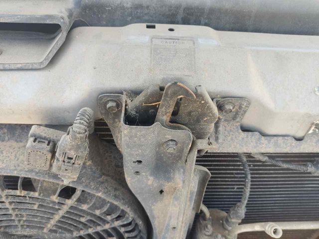 Fecho da capota 0K53A56620B Hyundai/Kia