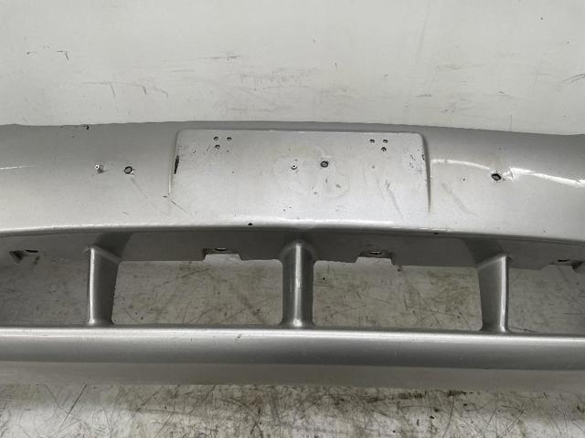 Pára-choque dianteiro KIA Carnival 2 GQ