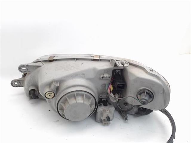 HYUNDAI 0K54E51030A Правая фара в наличии Черновцы