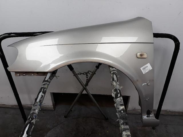 Pára-lama dianteiro esquerdo KIA Carnival 2 GQ