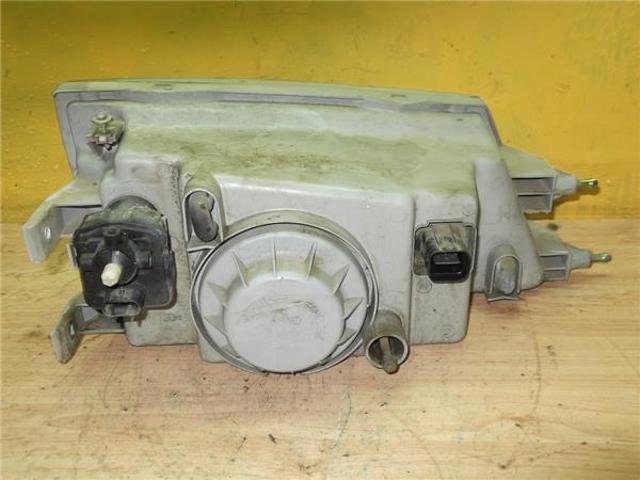HYUNDAI 0K76B51040A Левая фара в наличии Днепр