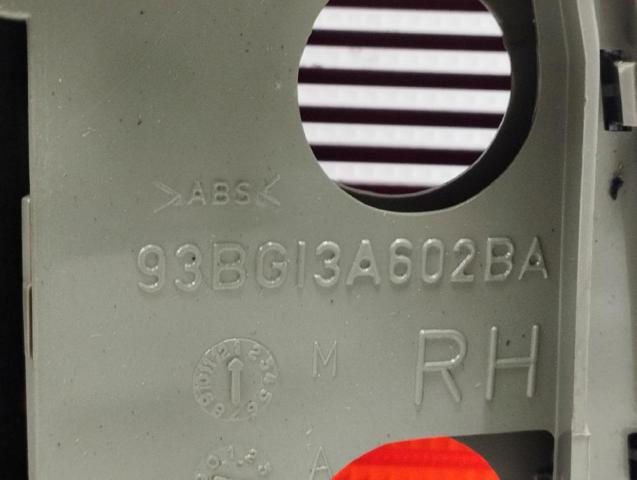 1000082 FORD Фонарь задний правый купить в Николаев