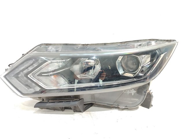 Luz esquerda 10019009 Nissan