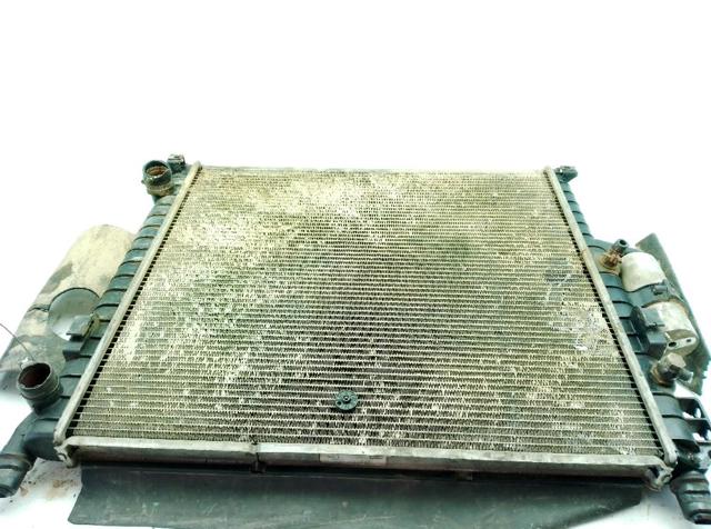 Radiador de esfriamento de motor 1005583 MERCEDES