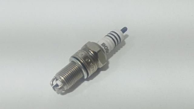 VAG 101000005AB Свечи зажигания в наличии Черкассы