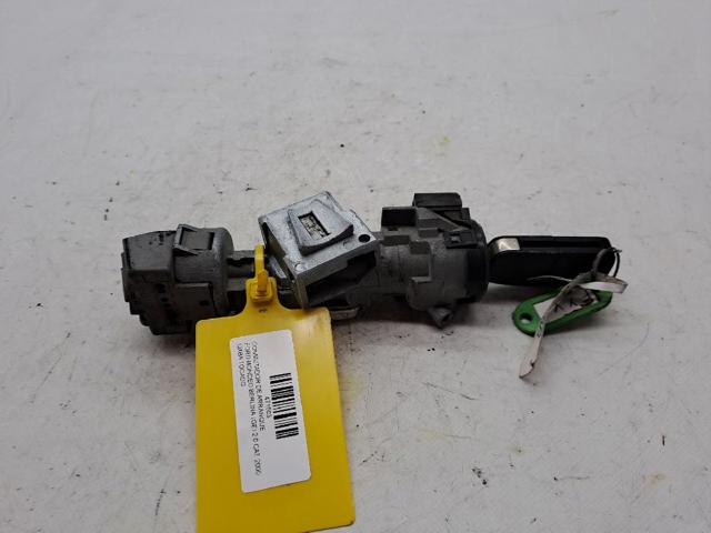 FORD 1035209 Лобовое стекло в наличии Тернополь