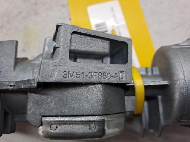 FORD 1035209 Лобовое стекло в наличии Сумы