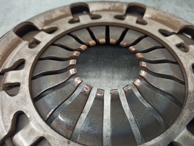 FORD 1041766 Сцепление в наличии Киев