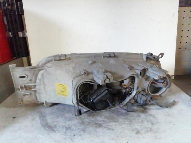 FORD 1042630 Фара правая в наличии Черновцы