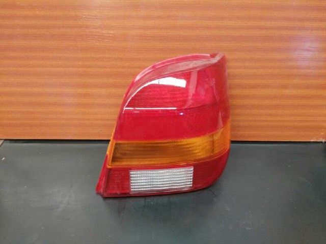 1044154 FORD Фонарь задний правый купить в Черновцы