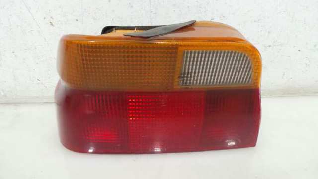 Lanterna traseira esquerda para Ford Escort Classic 1.6 16V RFD 1052429
