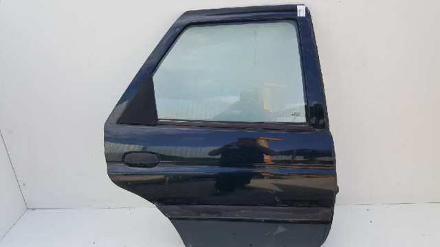 Painel mandíbula da porta traseira direita 1055097 Ford