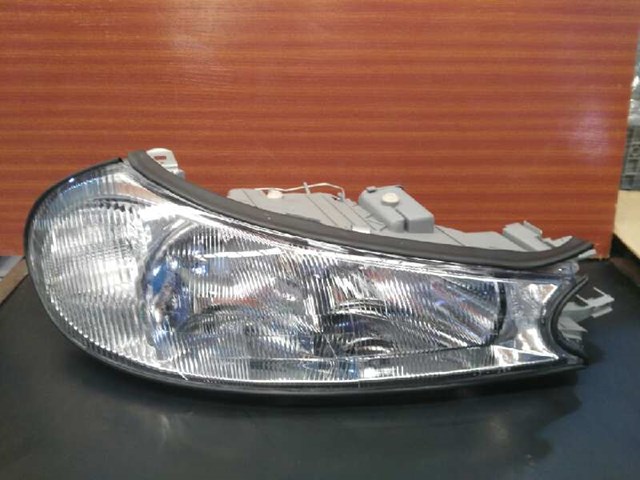 1056277 FORD Фара правая купить в Павлоград