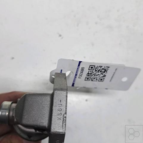 FORD 1063996 Регулятор холостого хода в наличии Киев
