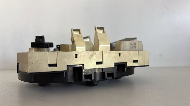1068701 PEUGEOT купить в Николаев
