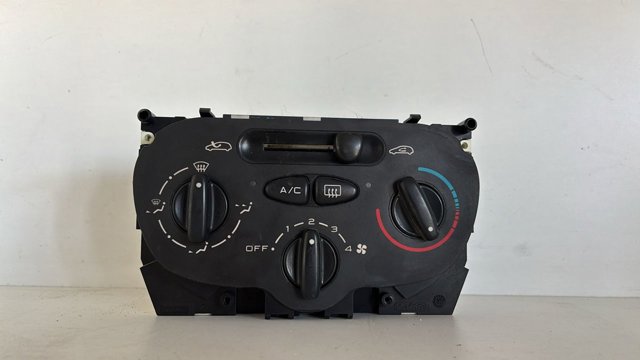 PEUGEOT 1068701 в наличии Львов