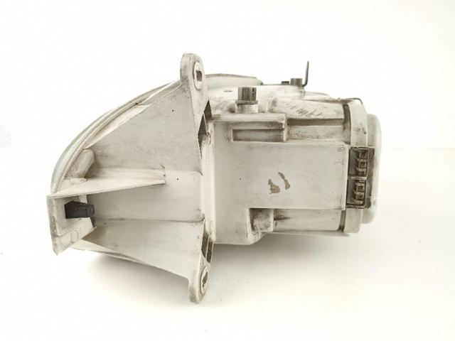 FORD 1076554 Правая фара в наличии Тернополь