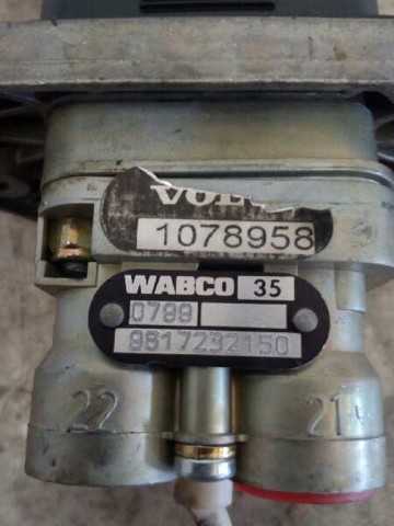 VOLVO 1078958 Кран ручника в наличии Запорожье