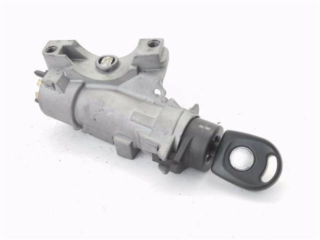 107905855CB VAG Личинка замка зажигания купить в Ирпень