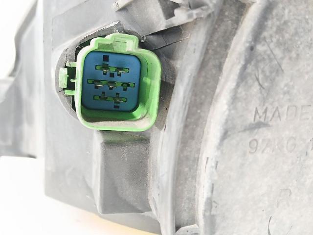1079423 FORD Правая фара купить в Каменское