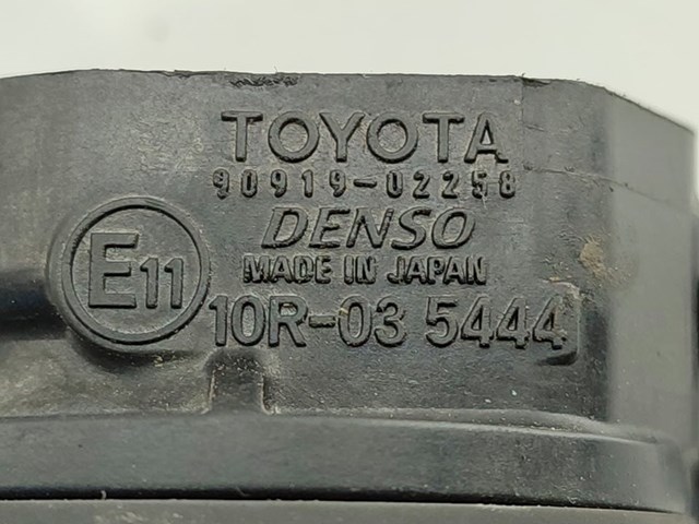 Bobina para Toyota Auris 1.6 (zre151_) 1zr 10R035444