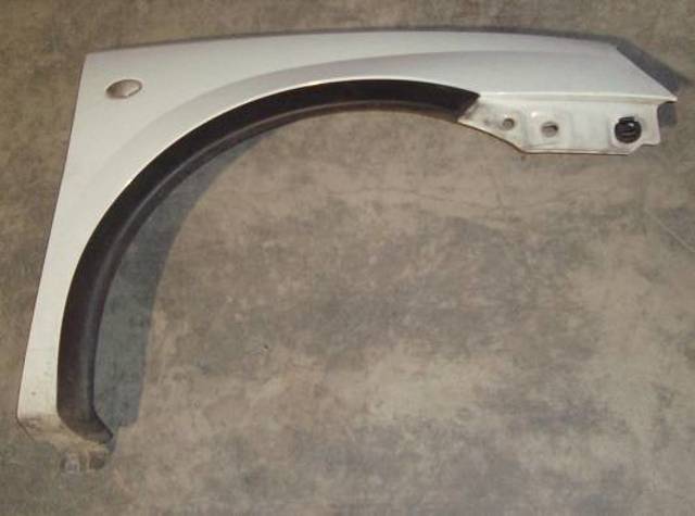 Pára-lama dianteiro direito 1100021 OPEL