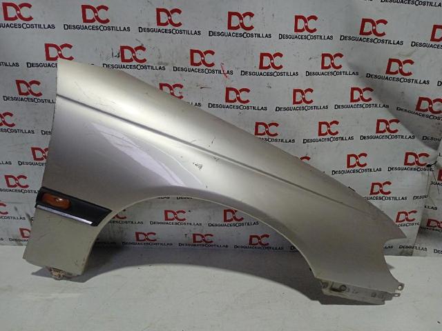 Pára-lama dianteiro direito Opel Omega 25, 26, 27