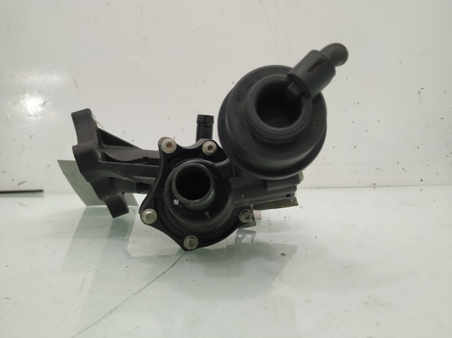110600686R NISSAN Корпус термостата купить в Киев