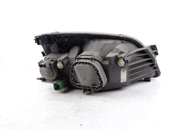 FORD 1106922 Правая фара в наличии Киев