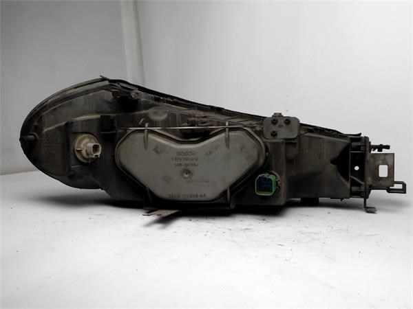 FORD 1110521 Левая фара в наличии Полтава