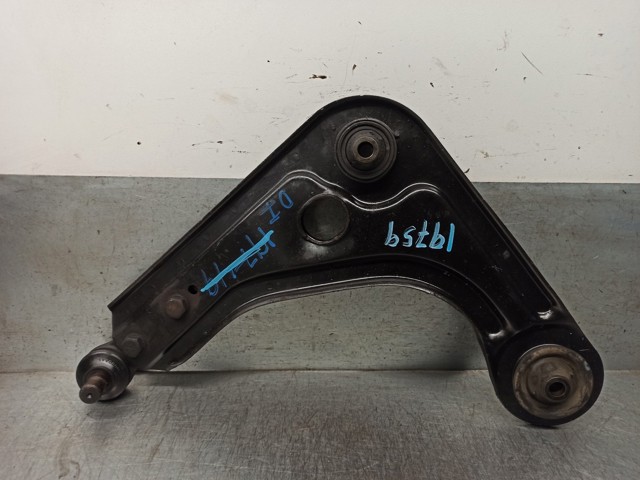 FORD 1111413 Рычаг передней подвески нижний левый в наличии Кривой Рог