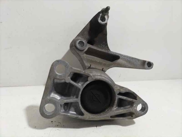 112100019R RENAULT Правая подушка двигателя купить в Хмельницкий