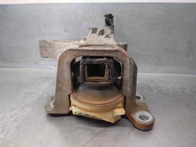 RENAULT 112105188R Подушка (опора) двигателя правая передняя в наличии Киев