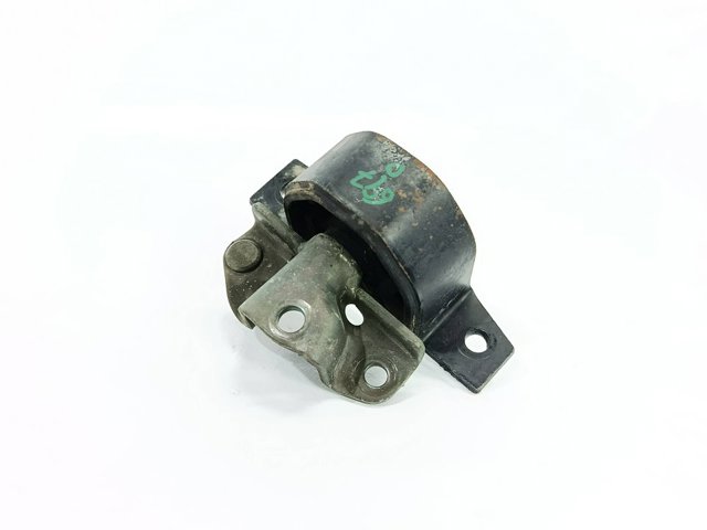 112106N000 Nissan/Infiniti Подушка (опора) двигателя правая