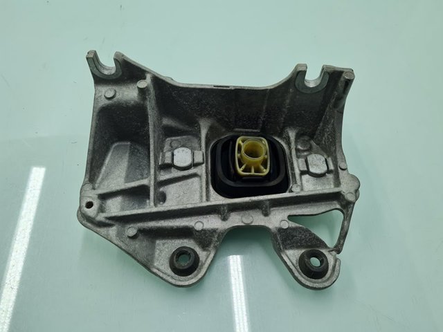 112210001R RENAULT Кронштейн подушки КПП купить в Тернополь