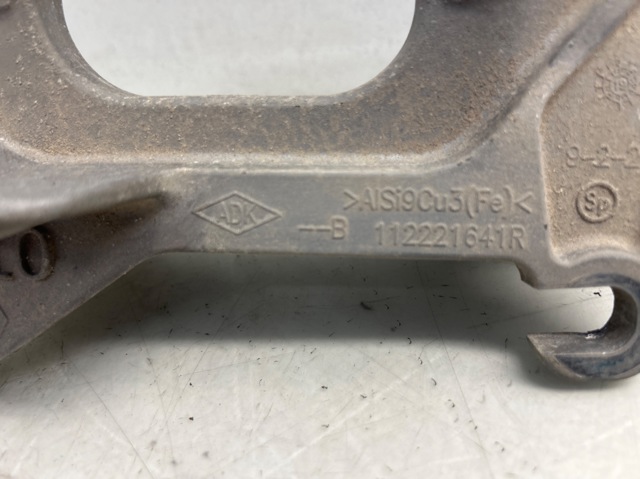 RENAULT 112221641R Кронштейн подушки (опоры) двигателя левой в наличии Харьков