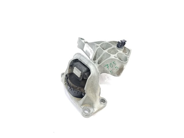 112530002R RENAULT Кронштейн подушки (опоры) двигателя левой купить в Черкассы